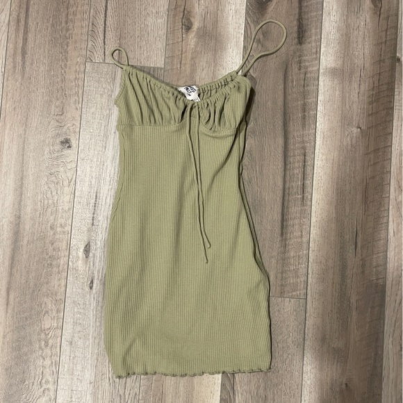 Princess Polly Dresses & Skirts - Princess polly sage green dress